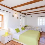 Grgurici Vakantiehuis Slano